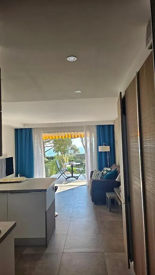 Appartement Les Pieds Dans L'Eau Avec Terrasse Et Jardin Bandol